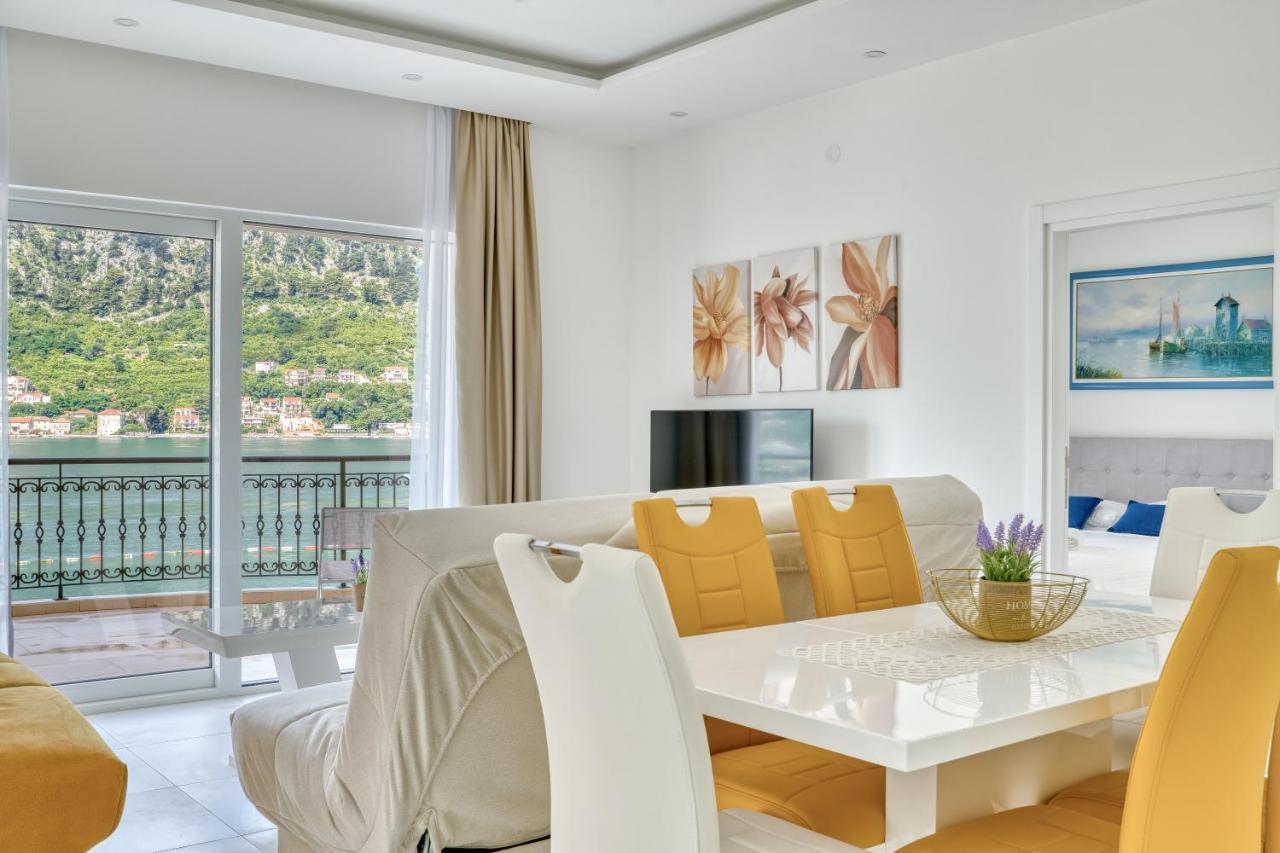 The Golden Luxury Apartments コトル エクステリア 写真